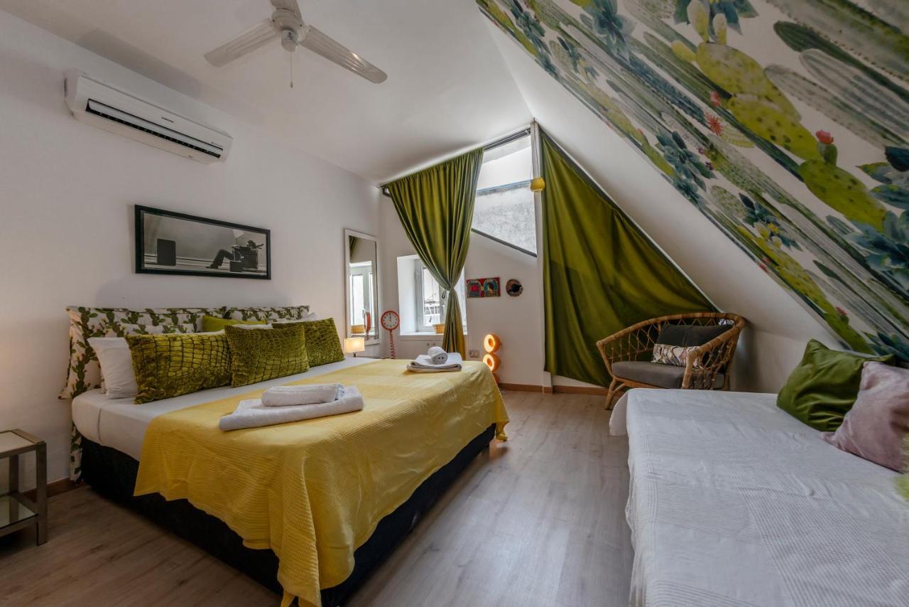Historic Naples Relais Le Terrazze Apartment Exterior photo